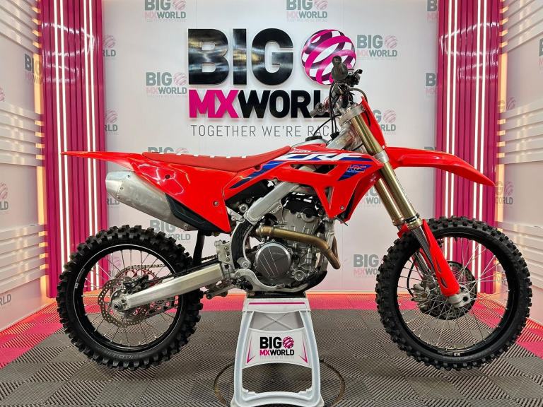 Honda CRF 250 2024 - Only 30 Hours - Recent Suspension Service - Stock & Clean