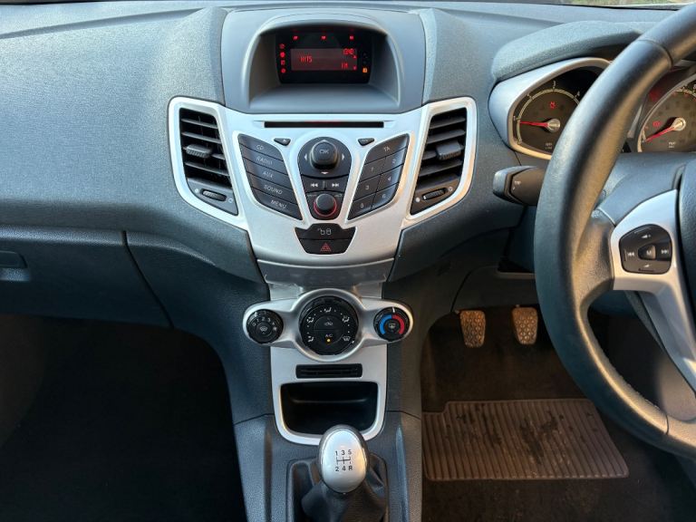 Ford, FIESTA, Hatchback, 2009, Manual, 1399 (cc), 5 doors