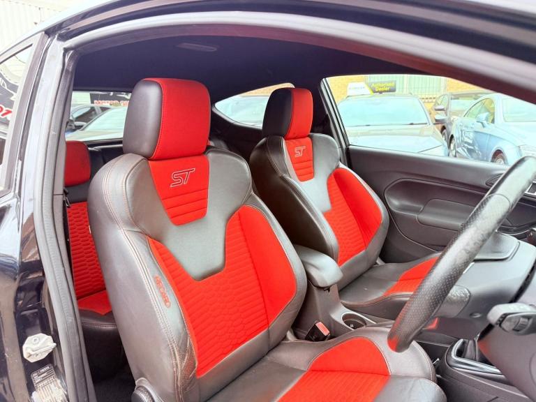 2014 Ford Fiesta 1.6T EcoBoost ST-2 Euro 5 3dr HATCHBACK Petrol Manual
