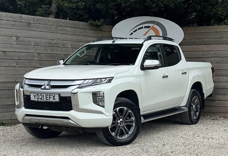 MITSUBISHI L200 2.2 DI-D DC Barbarian X 2021