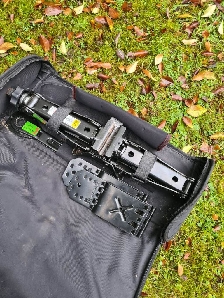 Mini cooper jack kit set genuine 