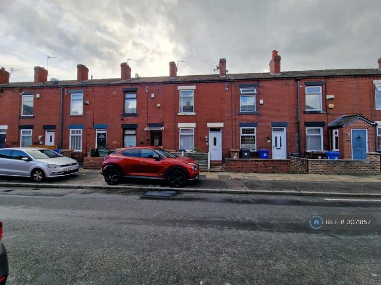2 bedroom house in Holyoake St, Manchester, M43 (2 bed) (#3071857)