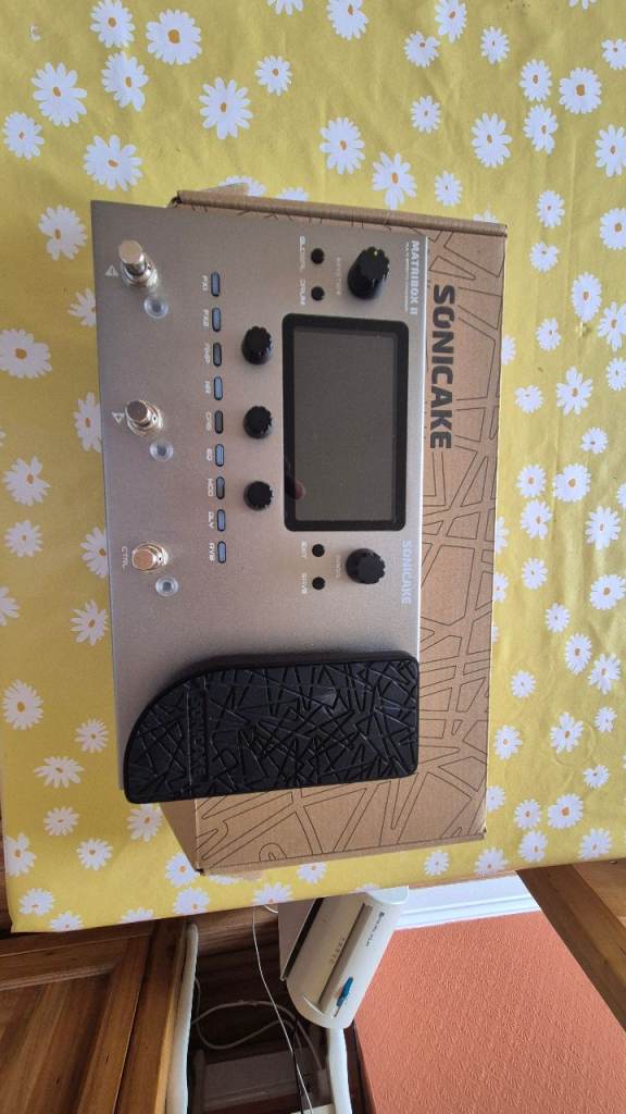 Sonicake matribox 2 multi-effects pedal 