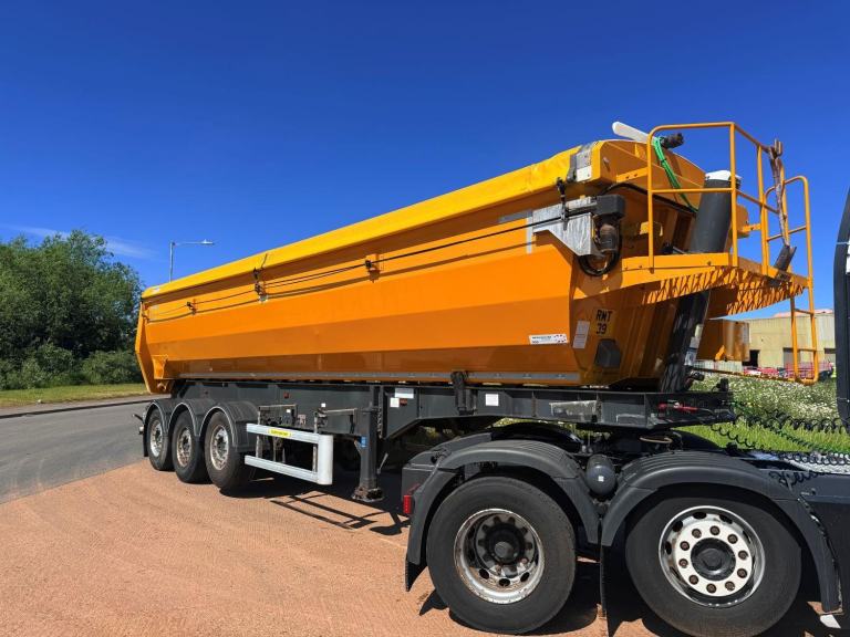 WEIGHTLIFTER 2019 TRIAXLE HALF PIPE ALLOY TIPPING TRAILER, EDBRO TIPPING GEAR