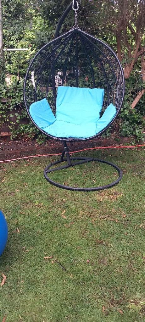 Egg hanging swinging chair