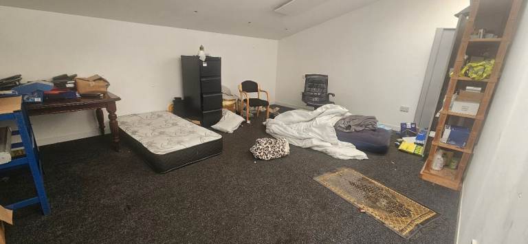 Room for rent 