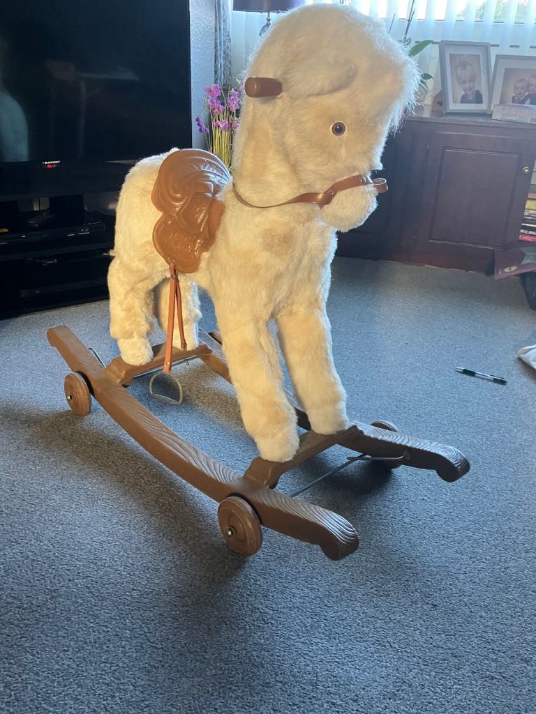 Rocking horse 