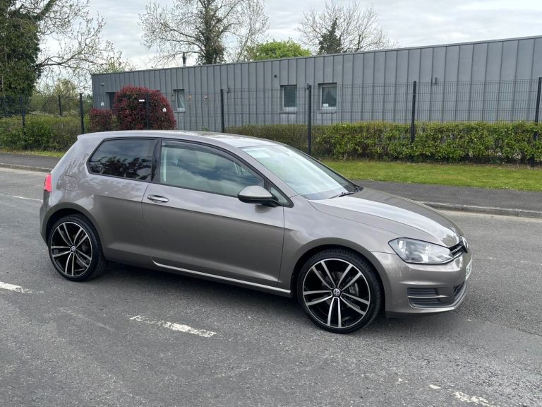 Volkswagen, GOLF, Hatchback, 2013, Manual, 1598 (cc), 3 doors