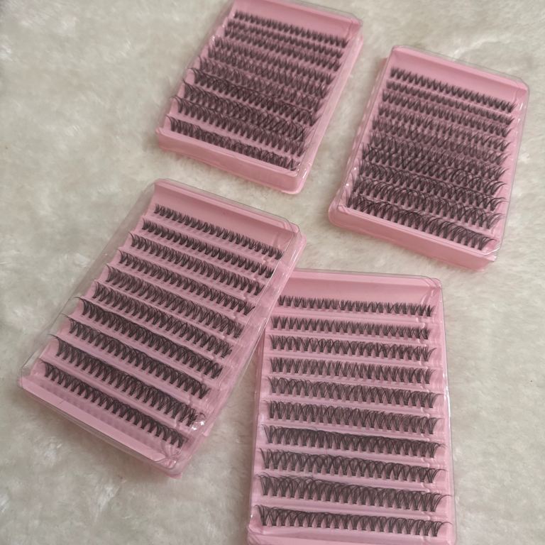 4 x 200pcs Diy individual wispy eyelashes reusable  