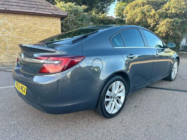 Vauxhall, INSIGNIA, Hatchback, 2013, Manual, 1796 (cc), 5 doors
