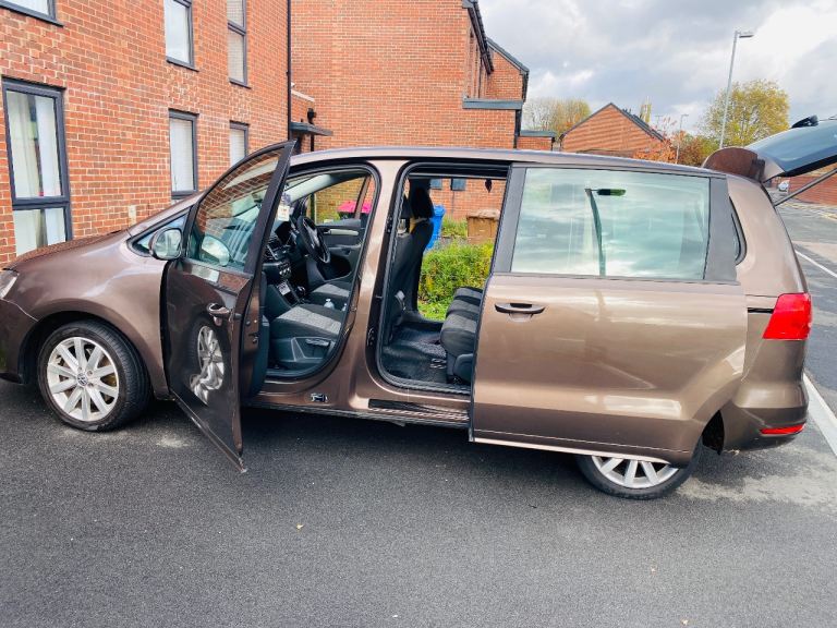 Volkswagen, SHARAN, MPV, 2013, Semi-Auto, 1968 (cc), 5 doors