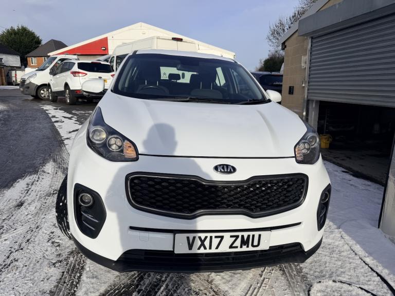 KIA SPORTAGE 1.6 GDi 1 White Manual Petrol 2017