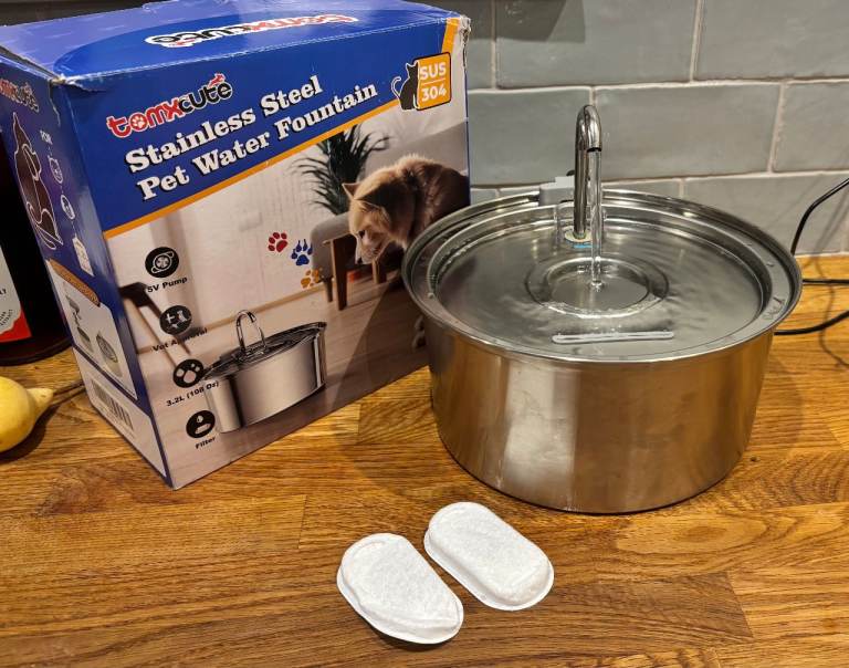 Stainless Steel Pet Water Fountain (Cat/Dog) 3.2L Mains/USB