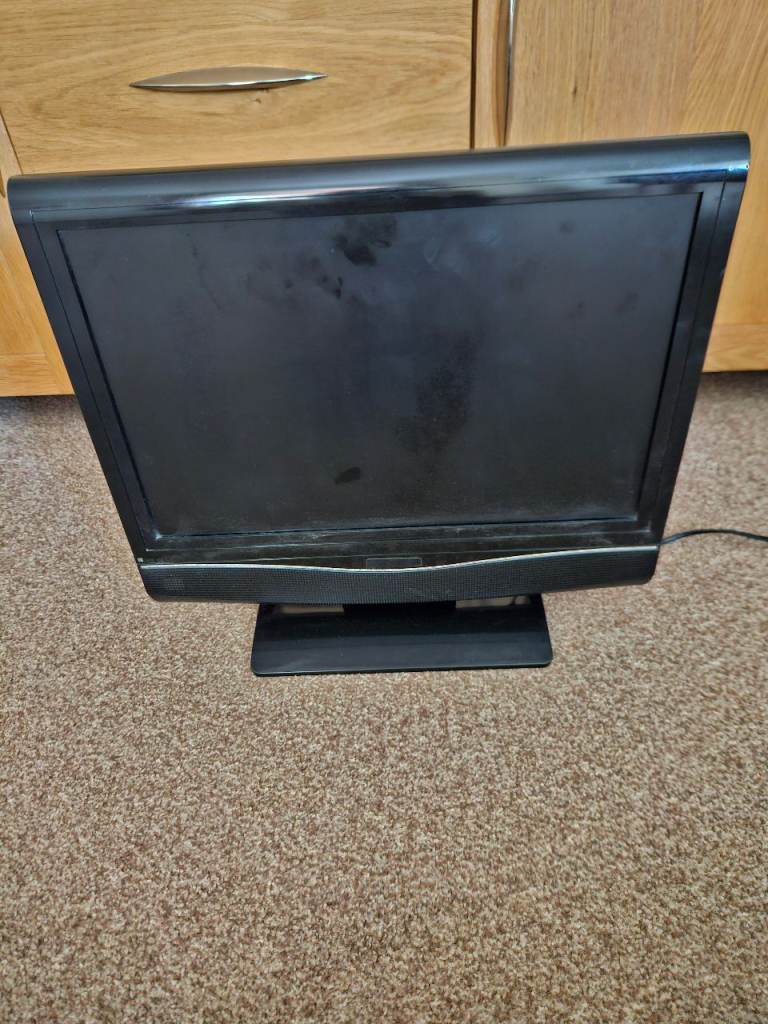 19" Digital LCD, TV with built-in DVD