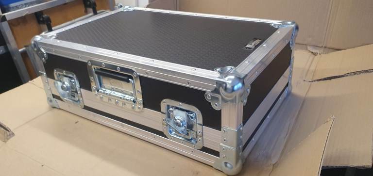 image for Mixer Flightcase - NEW