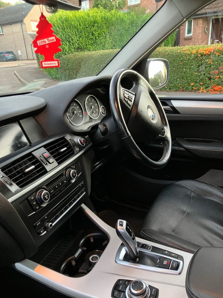 Silver BMW x3 diesel 