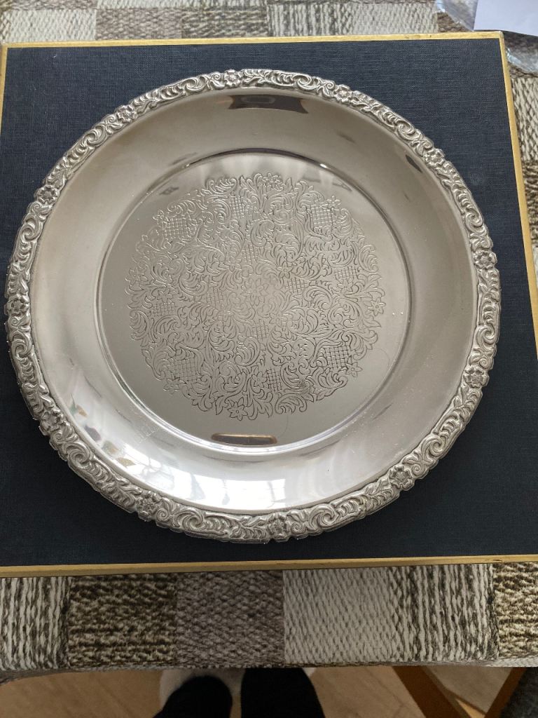 Silver plated tray 24 cm