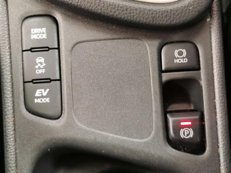 2022 Toyota Yaris Cross 1.5 VVT-h Excel SUV 5dr Petrol Hybrid E-CVT Euro 6 (s/s) (116 ps) - LANE ...