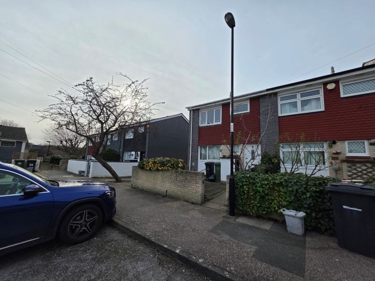 Mill Gardens SE26 6JX