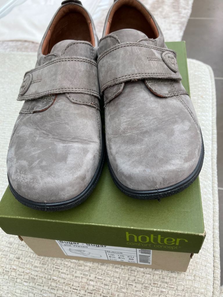 HOTTERS LADIES Sugar latte NUBUCK shoes size 6.5