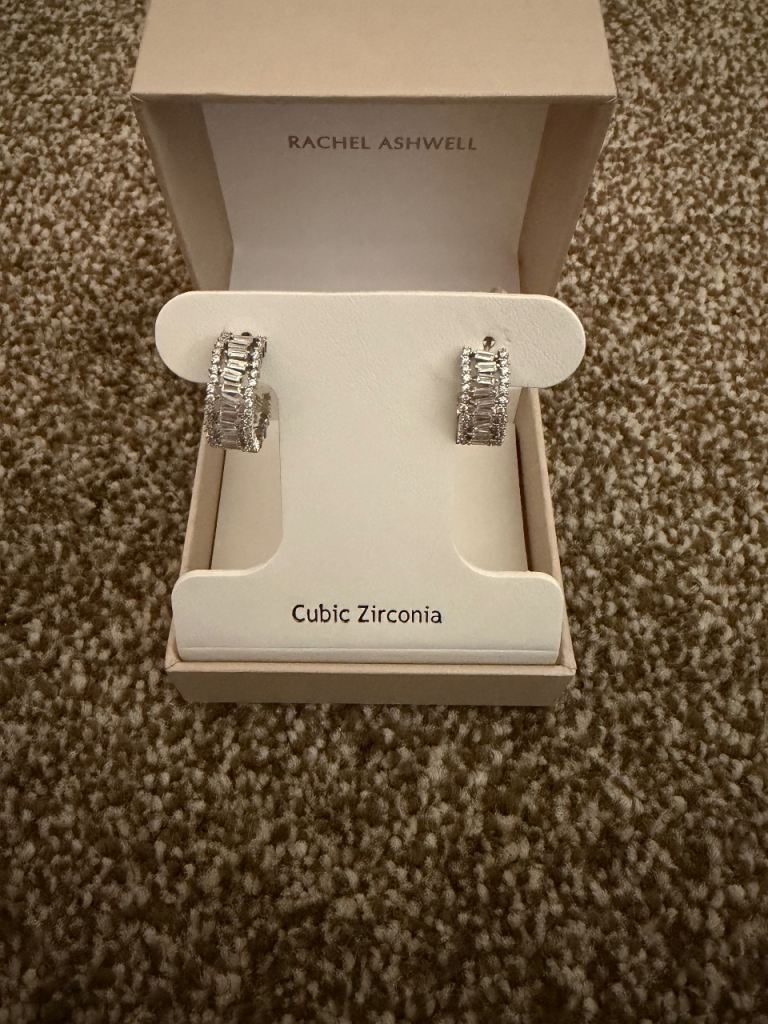 Rachel Ashwell Cubic Zirconia Hoop Earrings – New in Box