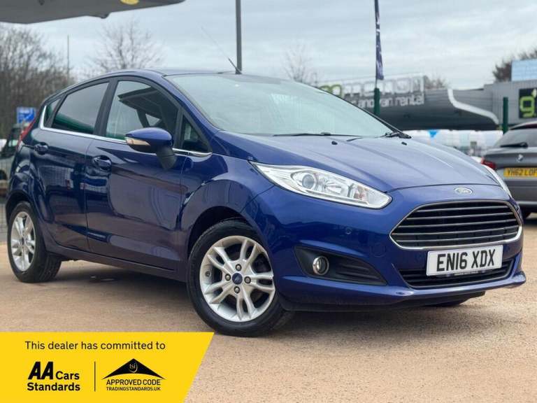 2016 Ford Fiesta 1.25 Zetec Hatchback 5dr Petrol Manual Euro 6 (82 ps) HATCHBACK Petrol Manual