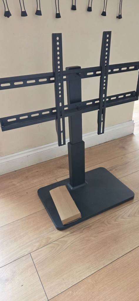 TV Stand - Fits up to 65 inch TVs - GOOD Condition