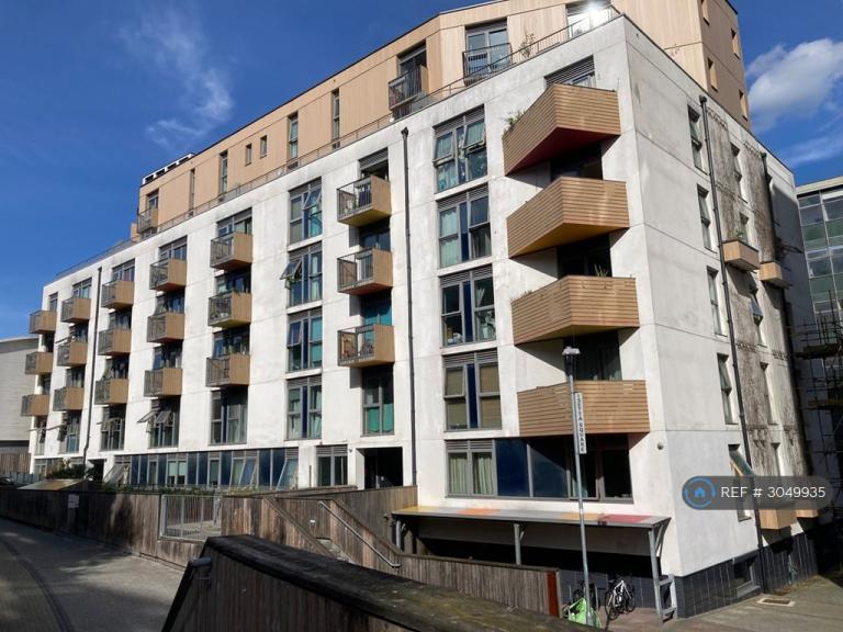 1 bedroom flat in Pullman Haul, Brighton, BN1 (1 bed) (#3049935)