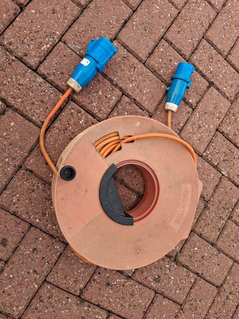 ELECTRIC CABLE FOR CARAVAN