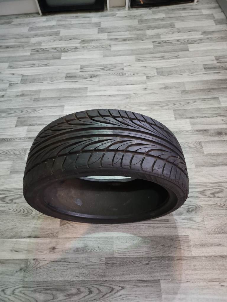 215/35/17 Falken FK 452 TUBELESS STEEL BELTED  TYRE 