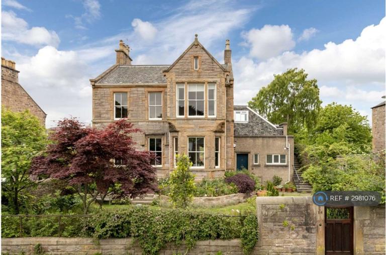 4 bedroom flat in Mansionhouse Road, Edinburgh, EH9 (4 bed) (#2981076)