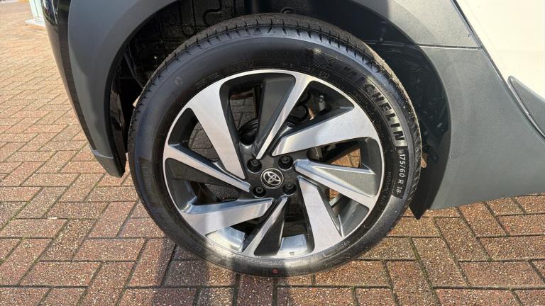 2025 Toyota Aygo X 1.0 VVT-i Edge 5dr Petrol Hatchback Hatchback Petrol Manual