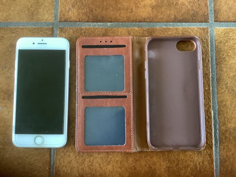 iPhone 7 white 32GB unlocked