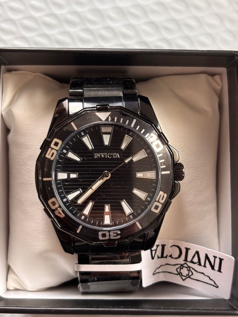 Invicta 79016 Diver Men’s 46mm metal black dial quartz Watch - Brand New in Box