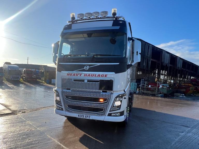 Volvo FH 16 DOUBLE DRIVE 650 EURO 6 HEAVY HAULAGE TRACTOR UNITS....CHOICE OF 4 