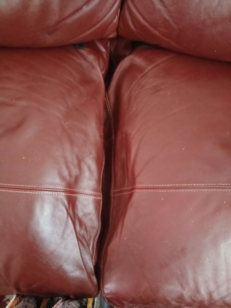 Burgundy Leather Two and Three-Seater Sofa Set – Well Used