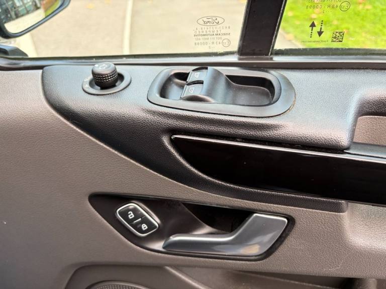 2022 Ford Transit Custom 300 LIMITED 2.0EcoBlue AUTO EU6 L1 H1 130ps *A/C*CAMERA*SENSORS*HEAT PAC...