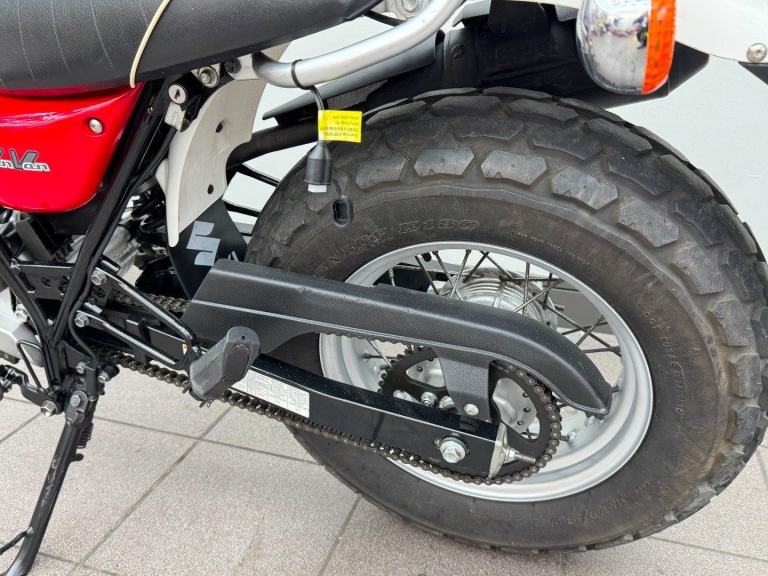 SUZUKI VAN VAN 125 RV 125 RED 2014, 14 REG JUST 7,096 MILES, USED MOTORCYCLE