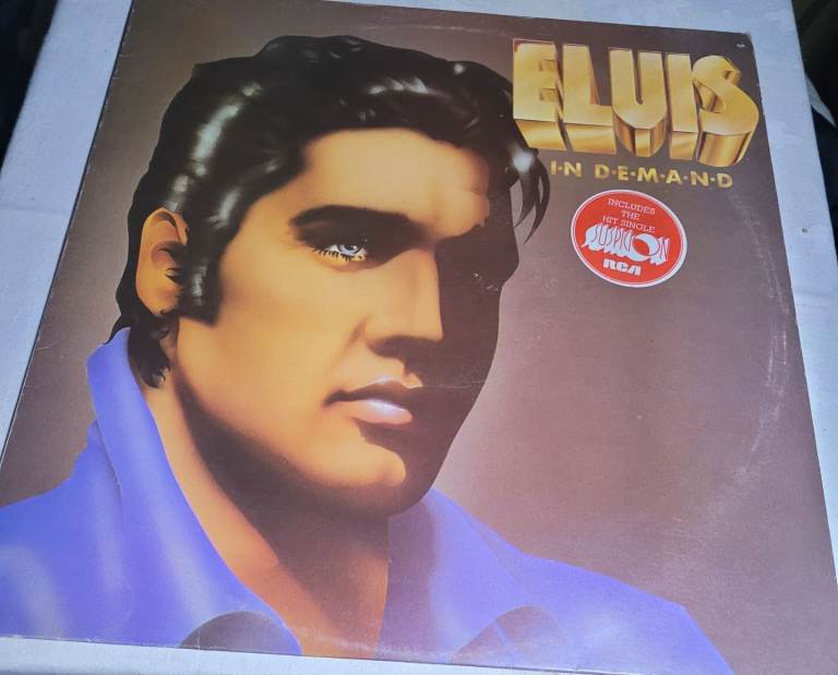 ELVIS ~IN DEMAND ~ VINYL LP ~ 1977 RCA VICTOR ~ 16 TRACKS ~  Excellent Condition r2/6