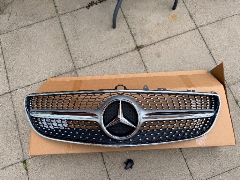 Mercedes CLS OEM front grill, Trim and Badge
