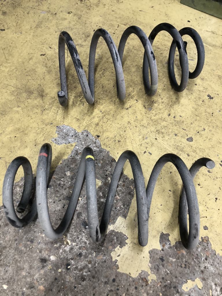 Mercedes Vito coil springs