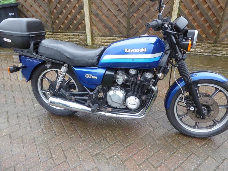 KAWASAKI GT 550 SHAFT DRIVE F REG NEW BATTERY JUST SERVICED 1 YEARS MOT