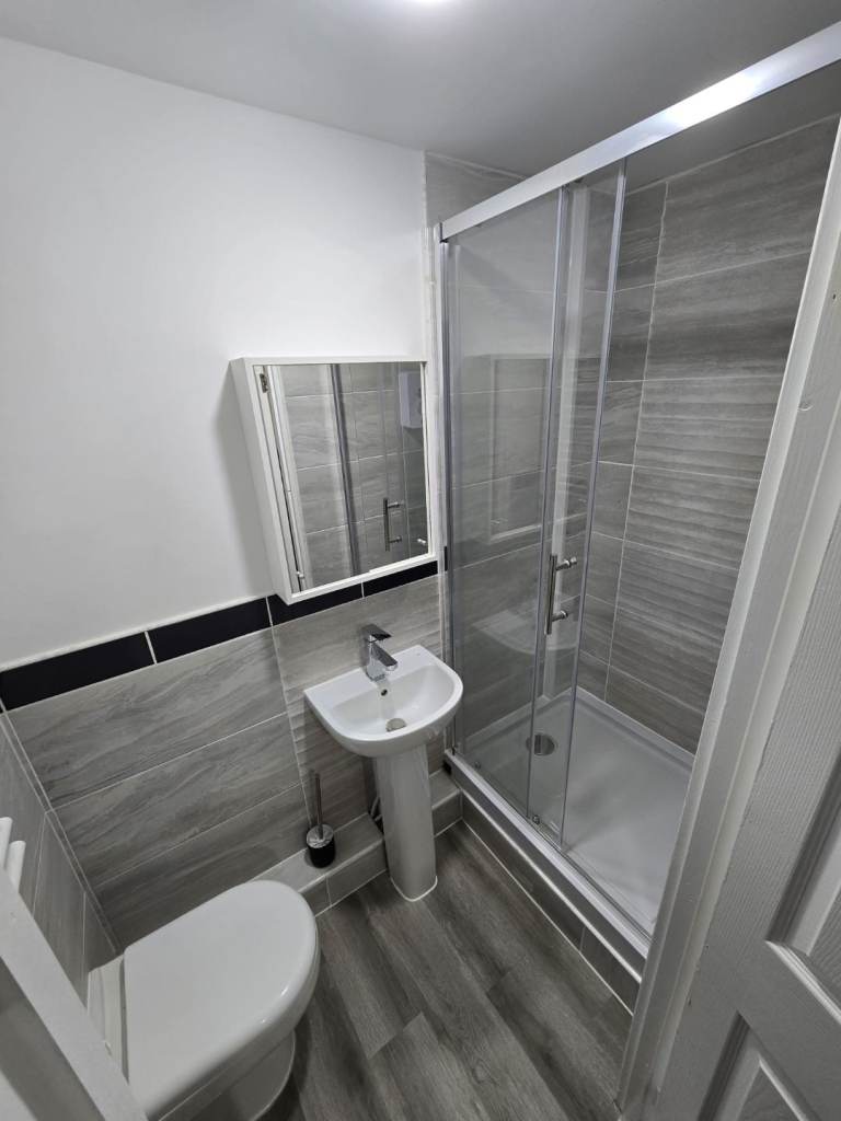 Room to Rent (grond floor) in quite area DownsBarn 