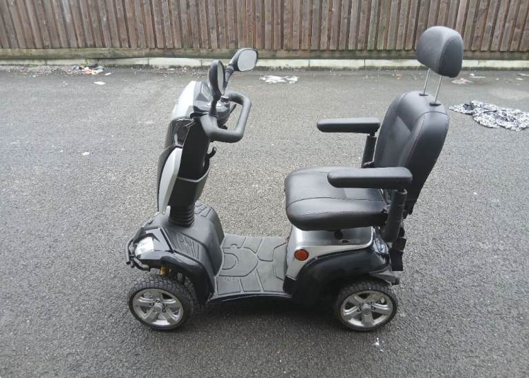 Forsale mobility scooter cost over £2000 quick sale £380