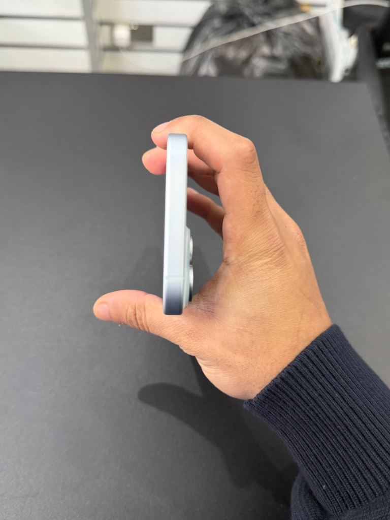 Apple iPhone 15 128GB Blue (Unlocked) in Immaculate Condition 86% BH