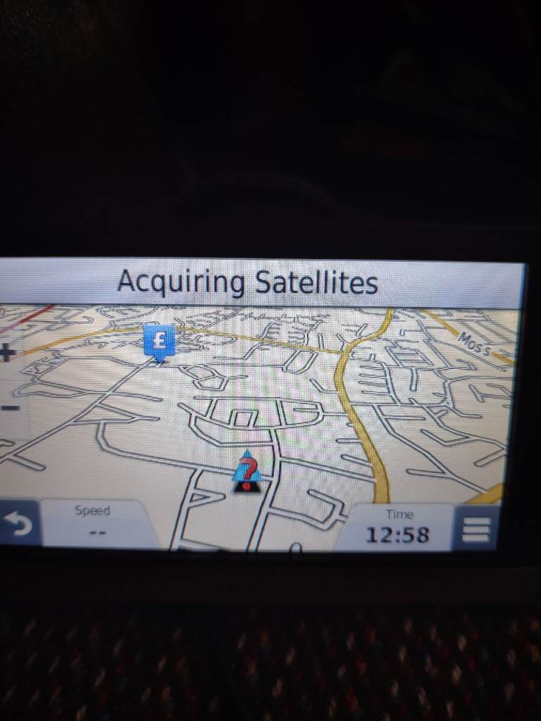 Garmin sat nav 2597 lm. full maps 2026.