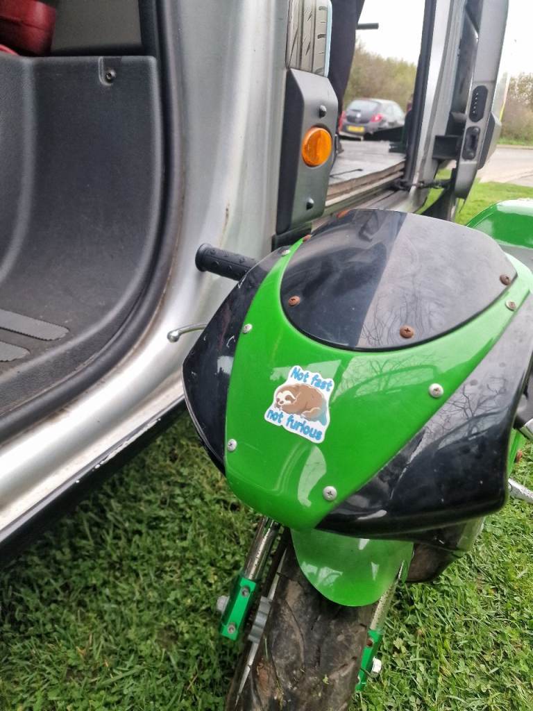 Green mini motor pocket rocked 