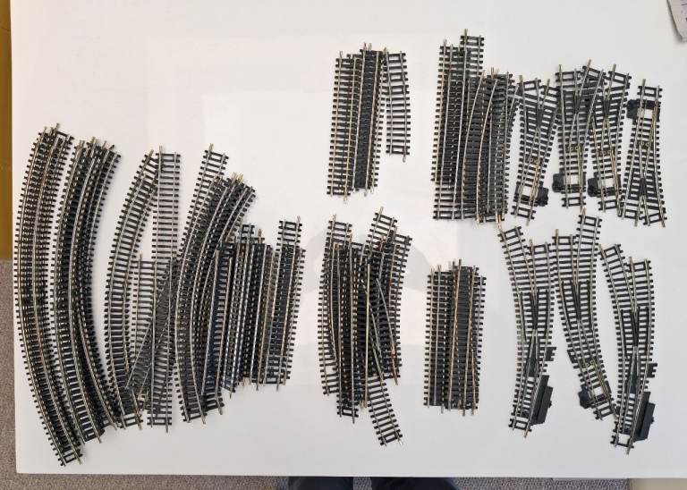 HORNBY MODEL RAILWAY 00 GAUGE TRACK + POINTS JOBLOT