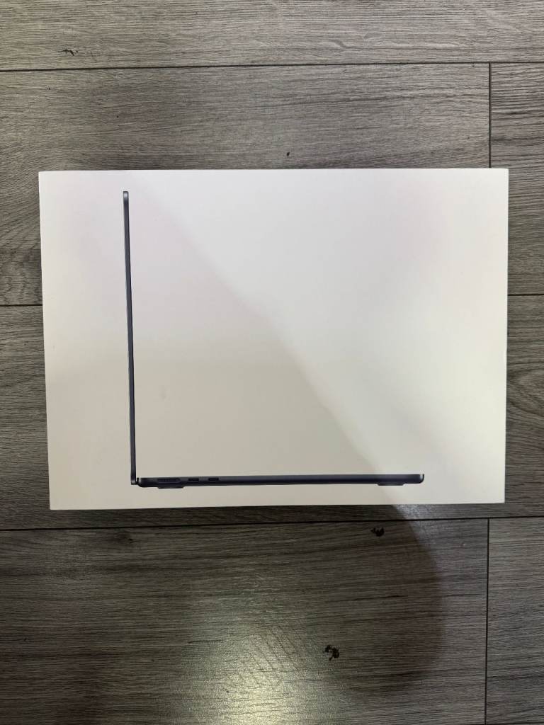 image for APPLE MACBOOK AIR 15 INCH M4 CHIP 256GB SSD 16GB RAM MIDNIGHT BRAND NEW SEALED WITH RECEIPT