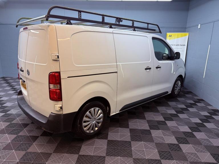 2019 Vauxhall Vivaro 1.5 Turbo D 2700 Edition L1 H1 Euro 6 (s/s) 5dr PANEL VAN Diesel Manual